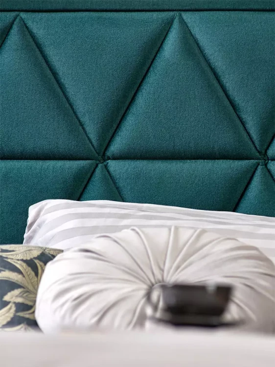 Łóżko Modulo 160x200 zielone-eleganckie wysokie wezgłowie.webp