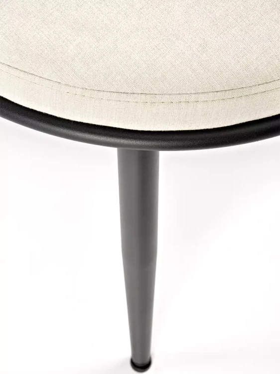 Krzesła K516 jasny beż-stelaż z czarnej stali.webp