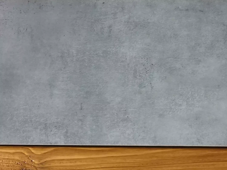 Stolik kawowy Muscat-ceramiczny blat w popielatym kolorze.webp