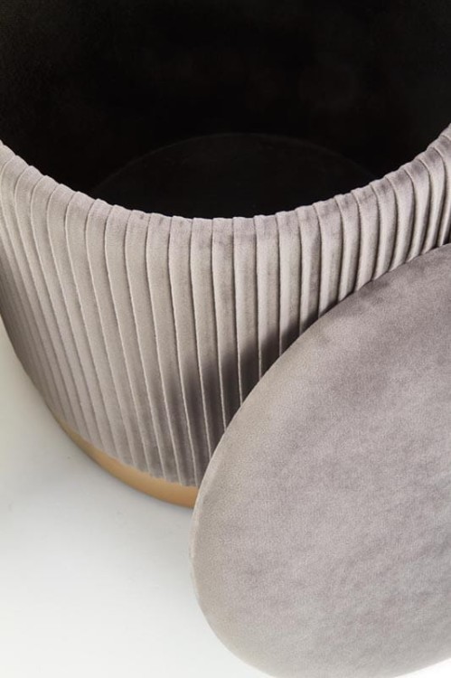 Pufy Monty-popielate-marszczona tapicerka.jpg