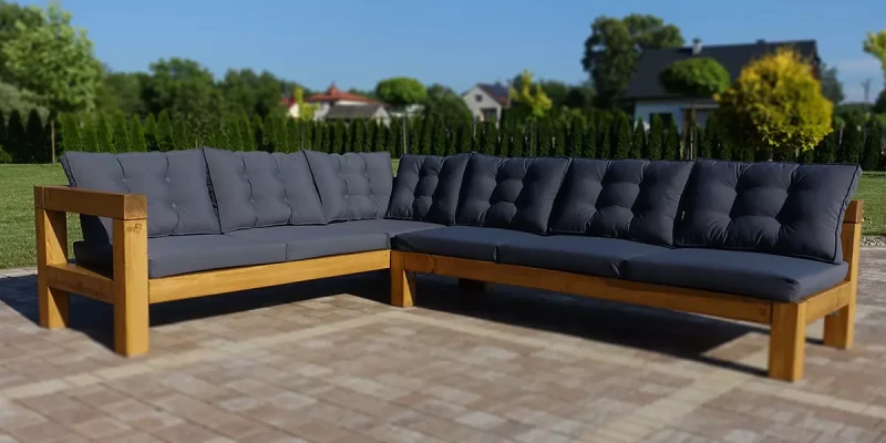 Drewniane meble ogrodowe